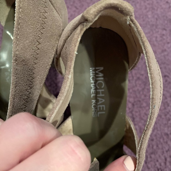 Michael Kors Zipper heel - Picture 8 of 8